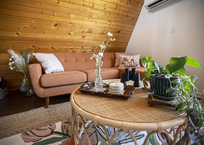 Scenic 2br A-frame W Hot Tub & Views Holiday home